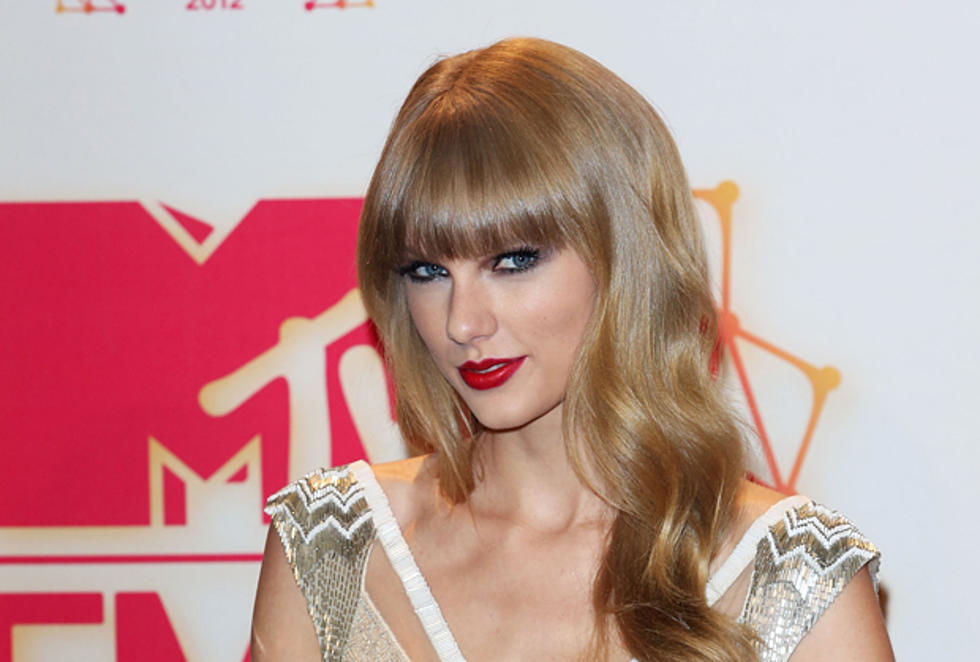 Which Celebs Would a Professional Matchmaker Set Up With Taylor Swift?