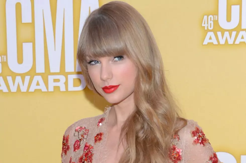 Taylor Swift Accused of Ripping Off Lyrics for ‘All Too Well’
