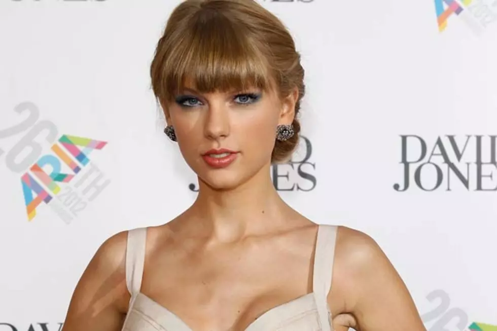 New App Fills Your Texts With Taylor Swift Lyrics