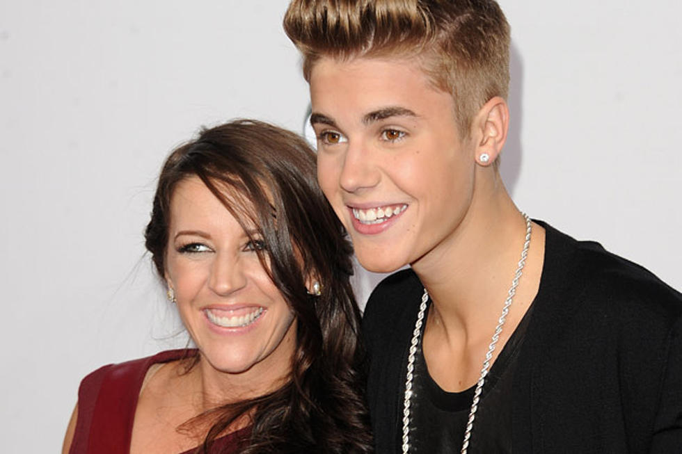 Justin Bieber Gets a Tattoo of His Mom’s Eye [Photo]