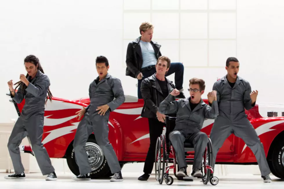 ‘Glee’ Hits the Garage for ‘Greased Lightning’