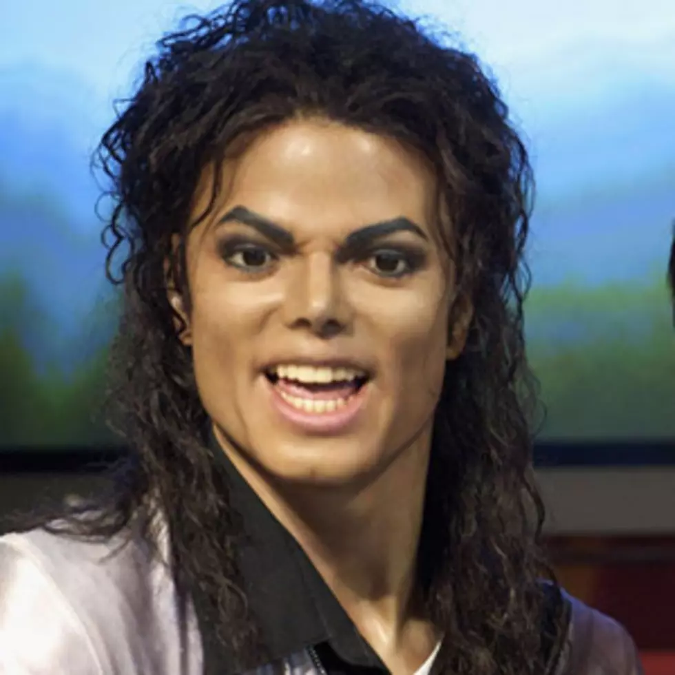 Wax Figure Fails: Michael Jackson