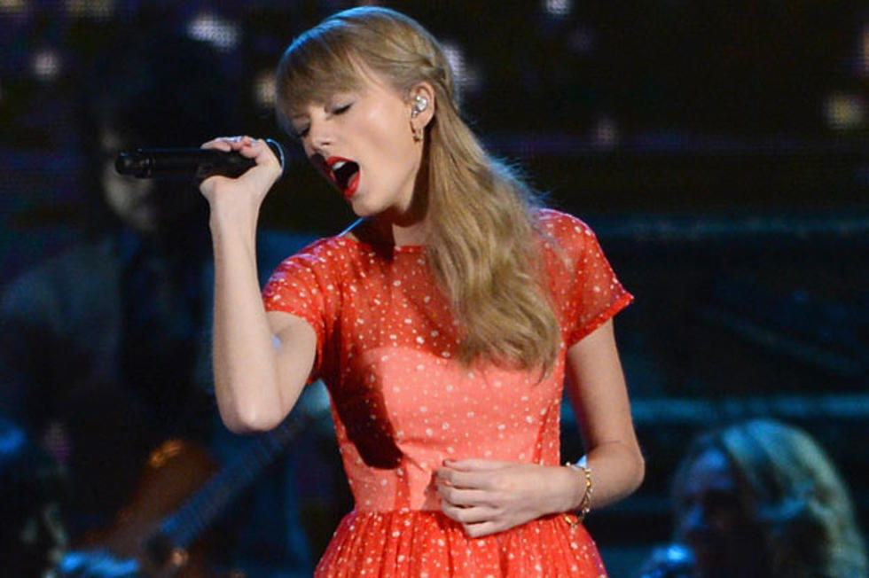 Watch Taylor Swift’s ‘Live From New York City’ Performance