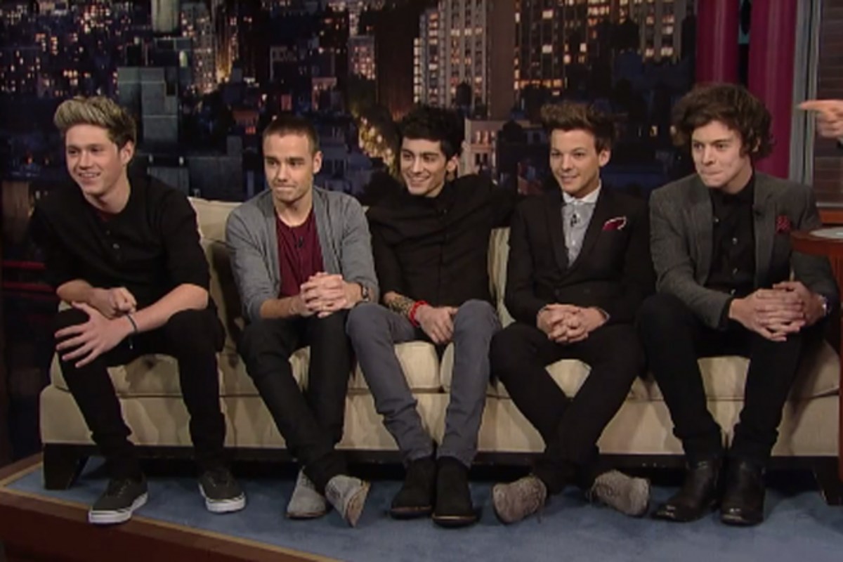 One Direction Talk Gangs + Perform ‘Little Things’ on ‘The Late Show ...
