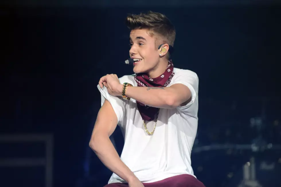 Justin Bieber Hands Over Pet Hamster to Fan