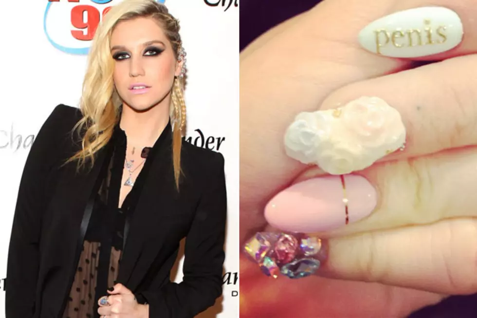 Kesha &#8211; Outrageous Nail Art