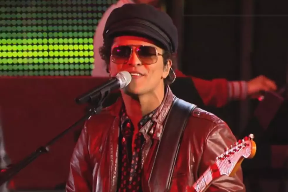 Bruno Mars Brings &#8216;Treasure&#8217; + Reworked &#8216;Locked Out of Heaven&#8217; to &#8216;Jimmy Kimmel Live&#8217;
