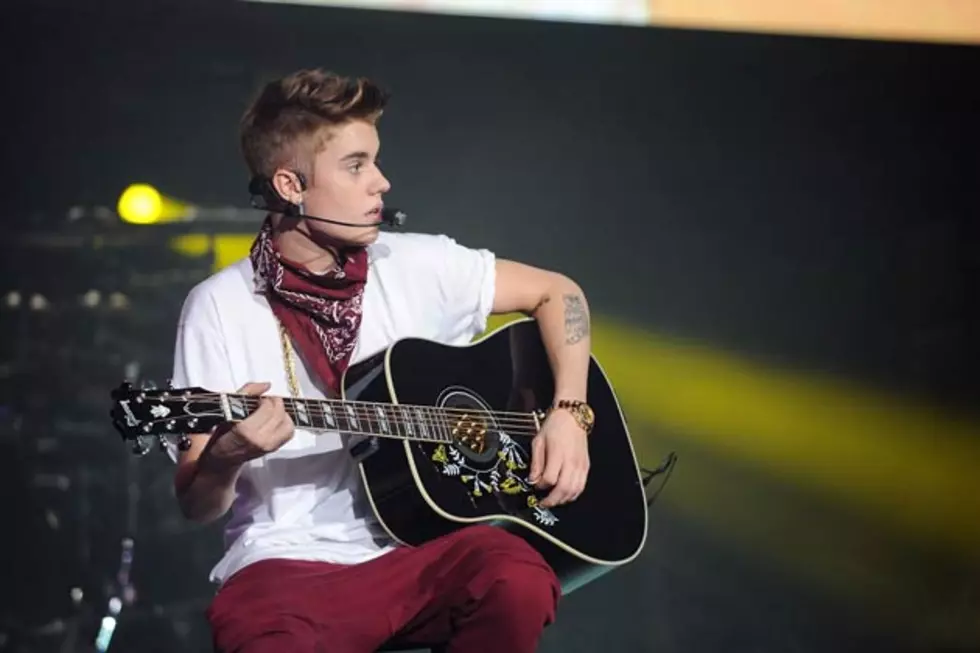 Justin Bieber’s ‘Yellow Raincoat’ Leaks