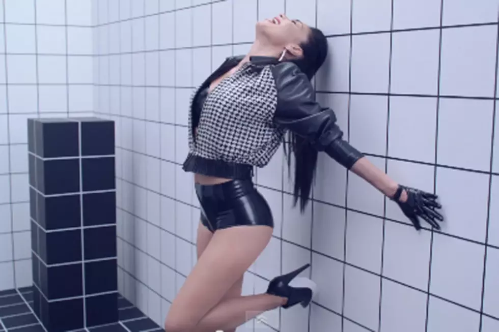 Nicole Scherzinger Gets Both Retro + Futuristic in ‘Boomerang’ Video