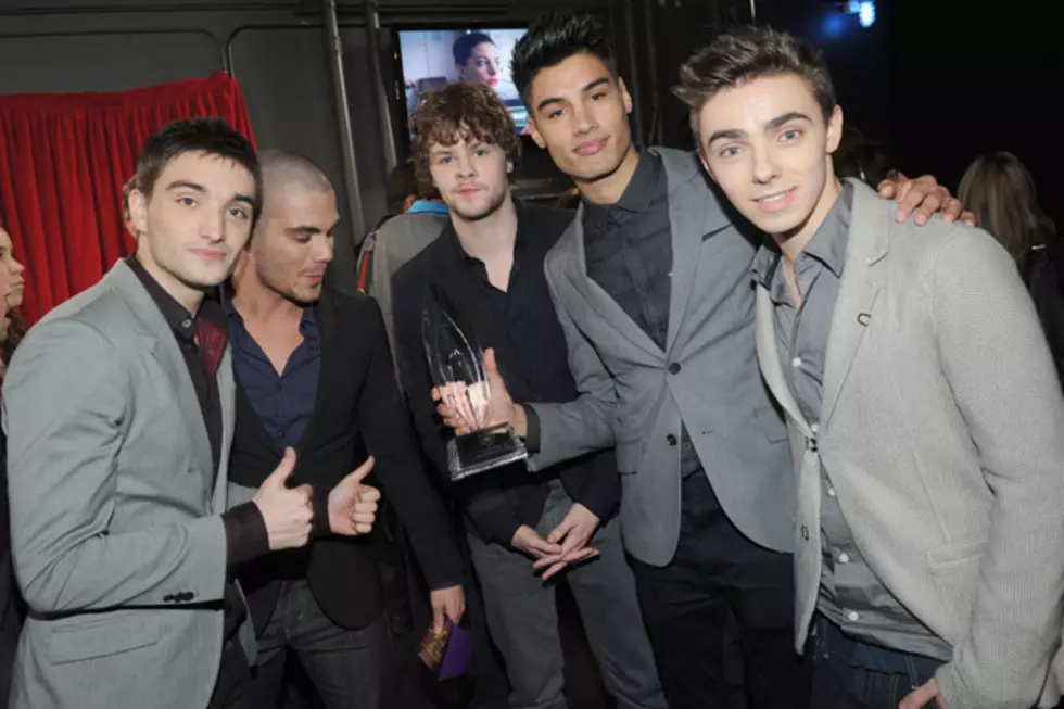 The Wanted Win Favorite Breakout Artist at 2013 Peoples Choice Award, Sing Impromptu Version of ‘Afternoon Delight’