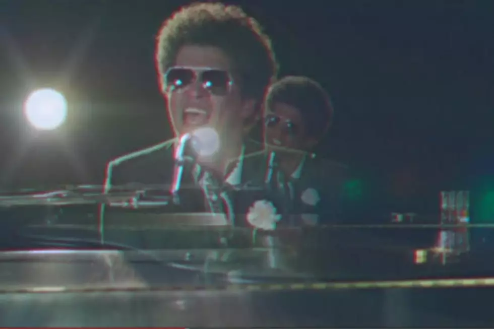 Bruno Mars Keeps it Simple in ‘When I Was Your Man’ Video
