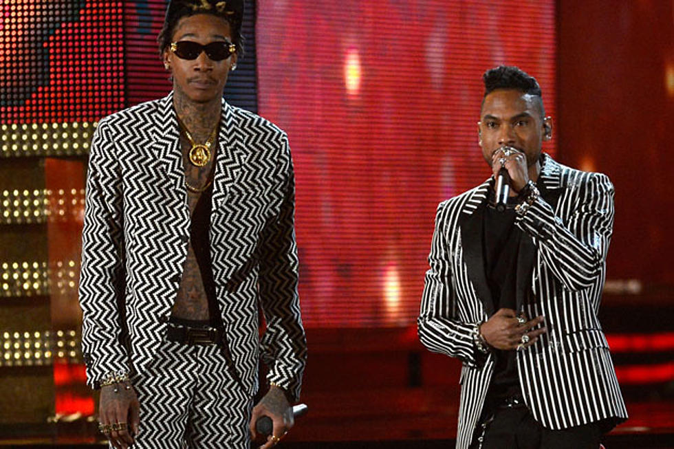 Miguel + Wiz Khalifa Team Up to Perform ‘Adorn’ at 2013 Grammys