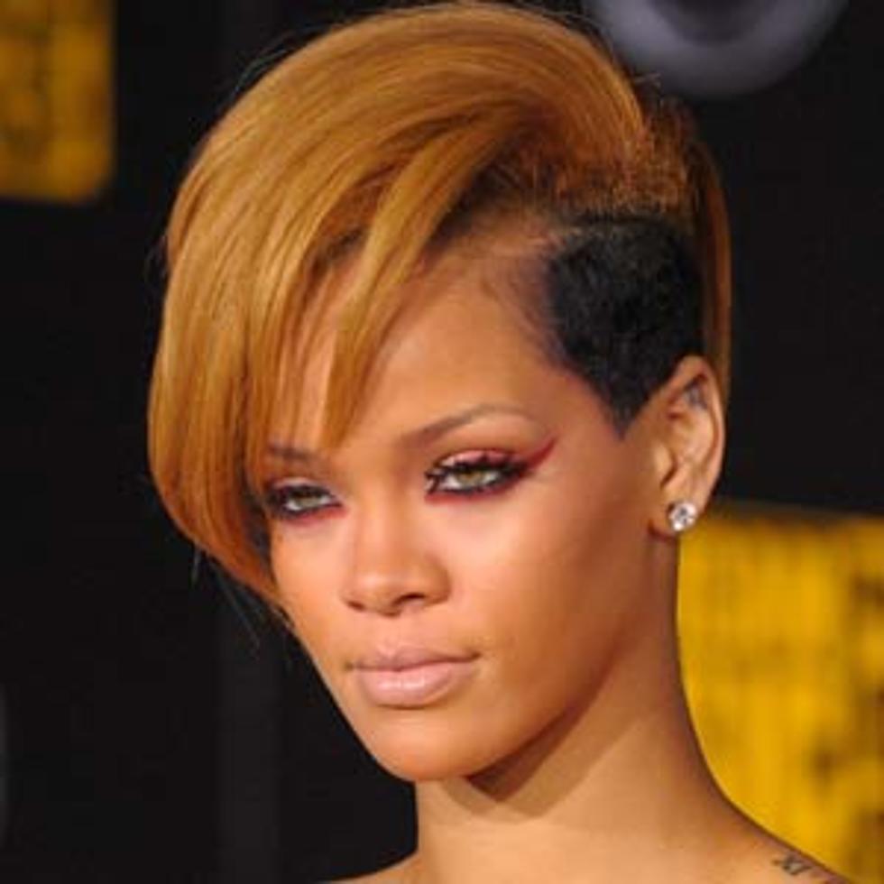 Side-Swept Ombre Crop Job &#8211; Best Rihanna Hairstyles