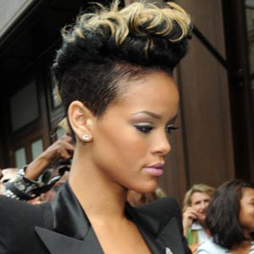 Blonde Tips &#8211; Best Rihanna Hairstyles