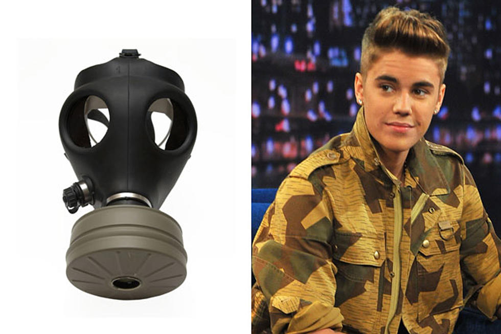 Pop Bytes: Justin Bieber Wears Gas Mask in London + More