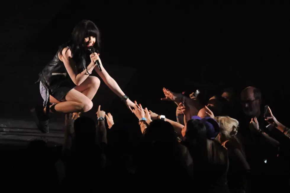 Watch Carly Rae Jepsen Perform at the O2 Arena in London