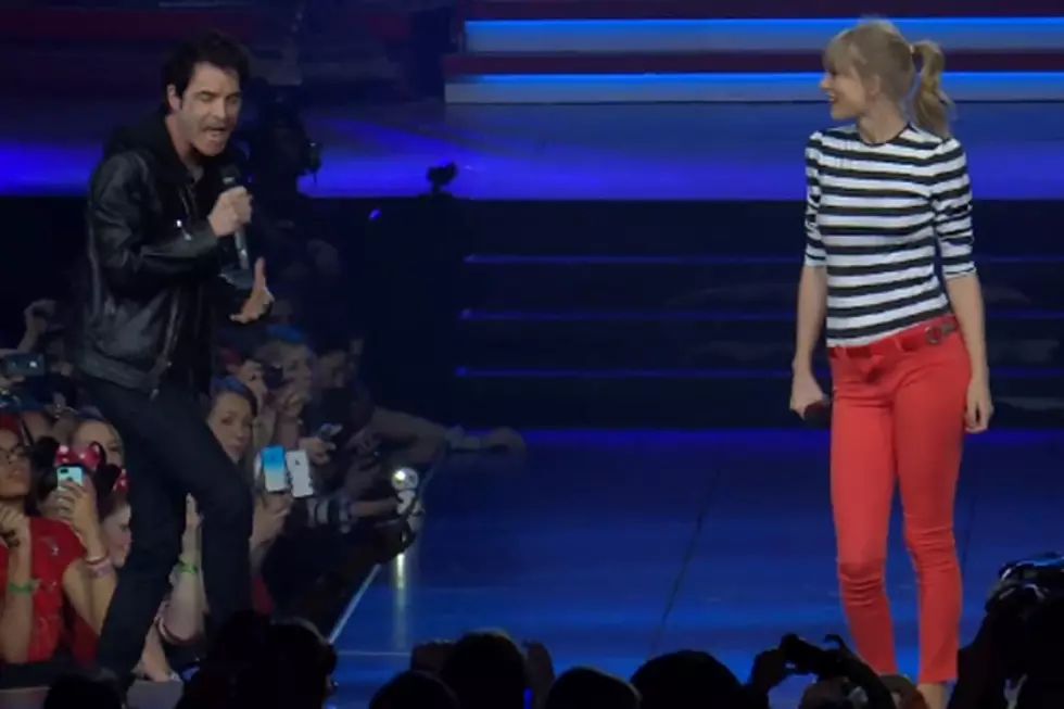 Taylor Swift + Train Frontman Pat Monahan Bring a Different Kind of ‘Drive By’ to Newark [Video]
