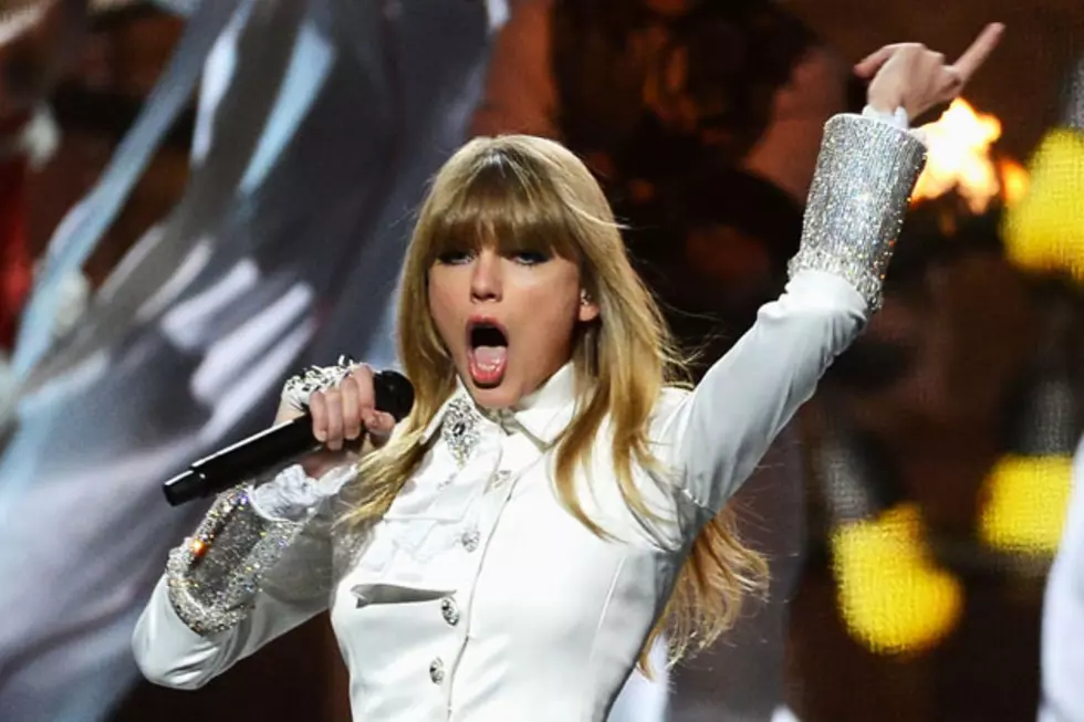 Pop Bytes: Taylor Swift Fan Mail Found in Dumpster + More