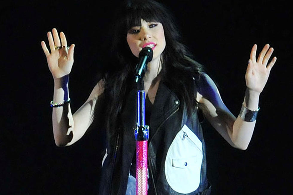 Carly Rae Jepsen Performs at the 2013 Juno Awards