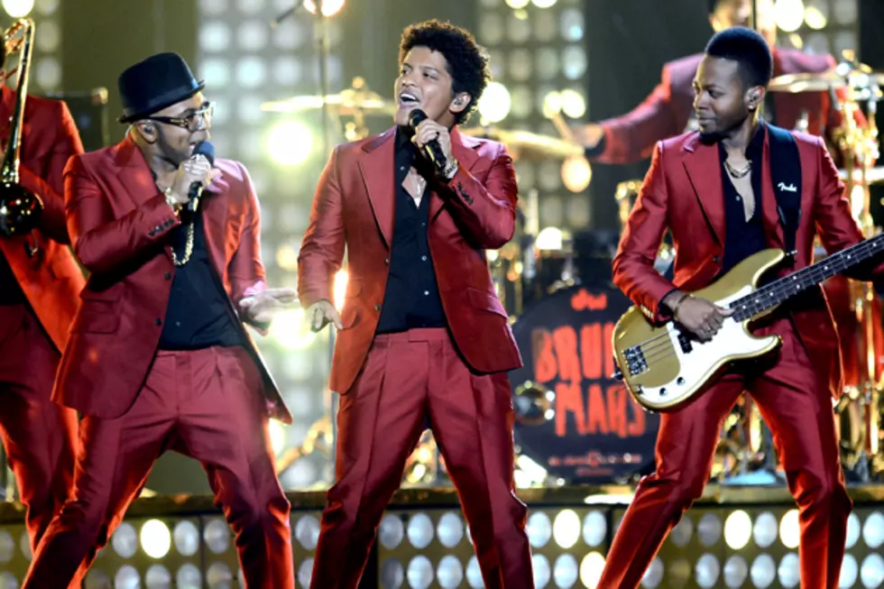2013 Billboard Music Awards Open With a ‘Treasure’ in Bruno Mars’ Performance [Video]