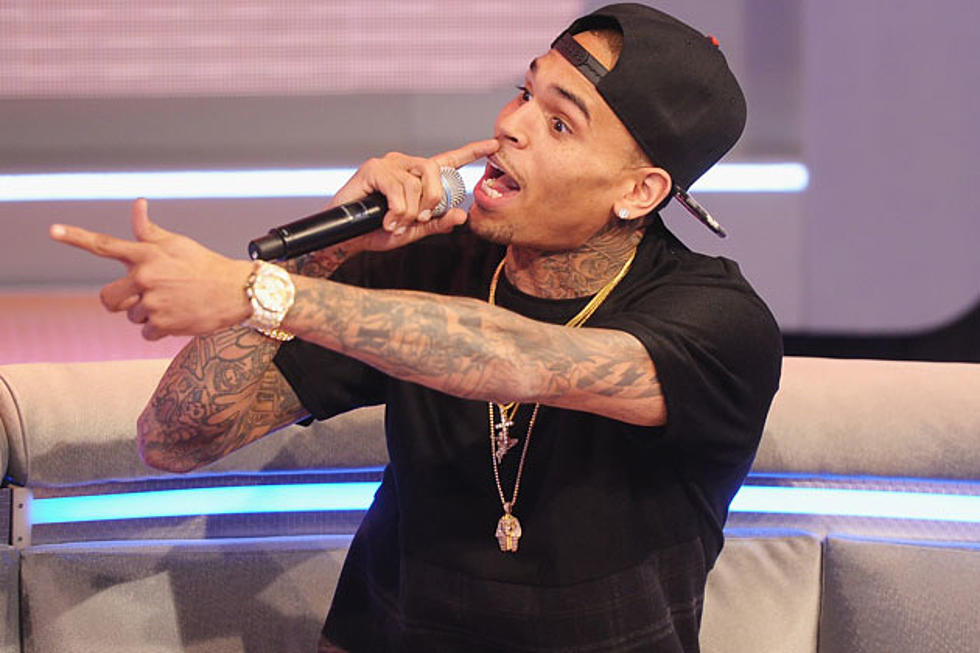 Chris Brown Treats Fans to New Music With ‘Give It Away’