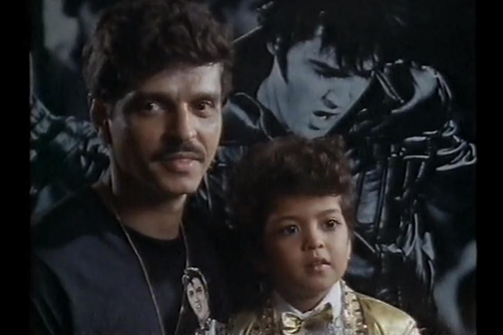 See Bruno Mars With His Dad Peter Hernandez