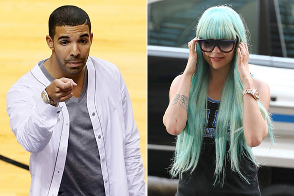 Drake Responds Finally to Amanda Bynes’ Crazy Tweets About Him