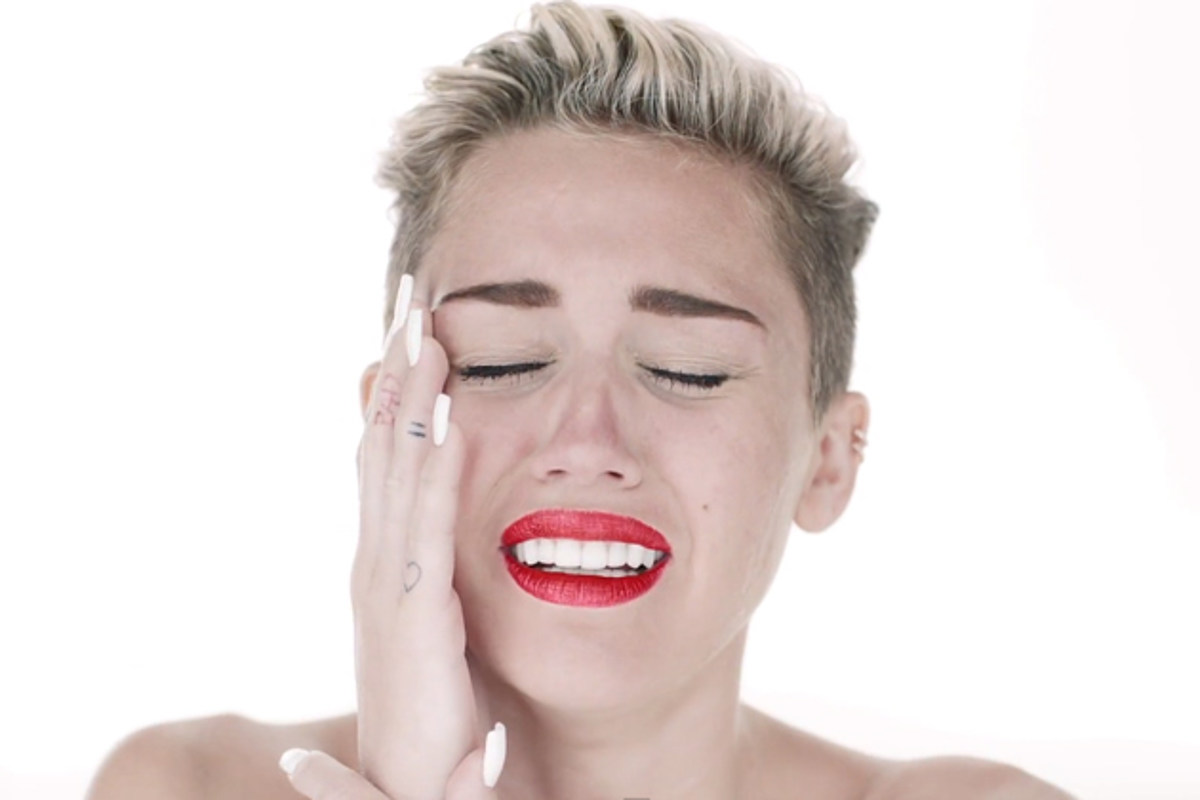 Miley Cyrus, 'Wrecking Ball' – Song Meaning