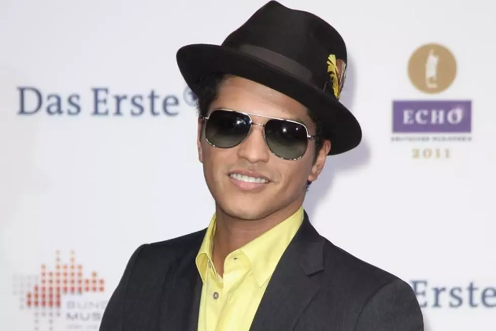 Bruno Mars Is a Man of Many Hats [PHOTOS]