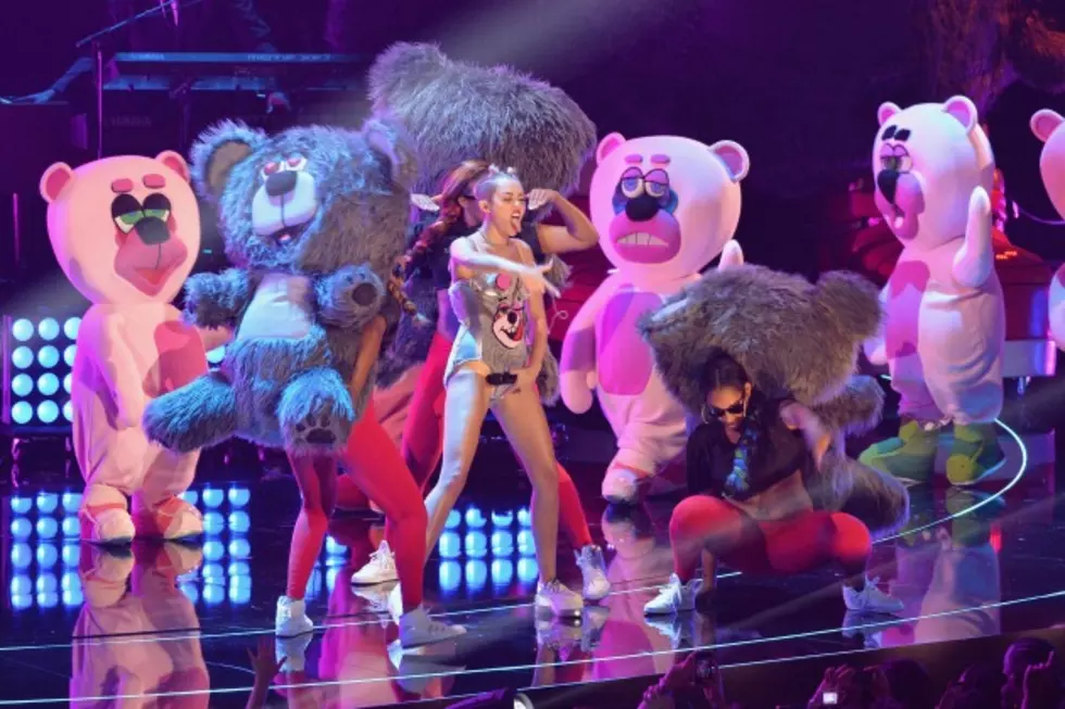 Miley Cyrus Dancer Felt ‘Less Than Human’ After VMAs Performance