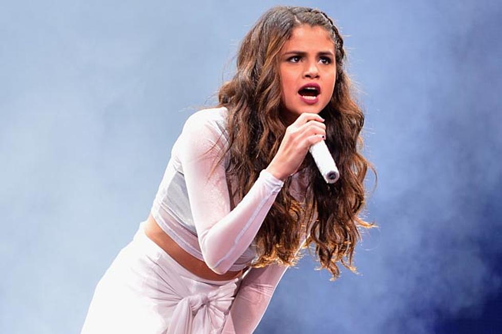 Why Was Selena Gomez in Tears Twice at Her Brooklyn Concert? [VIDEO]