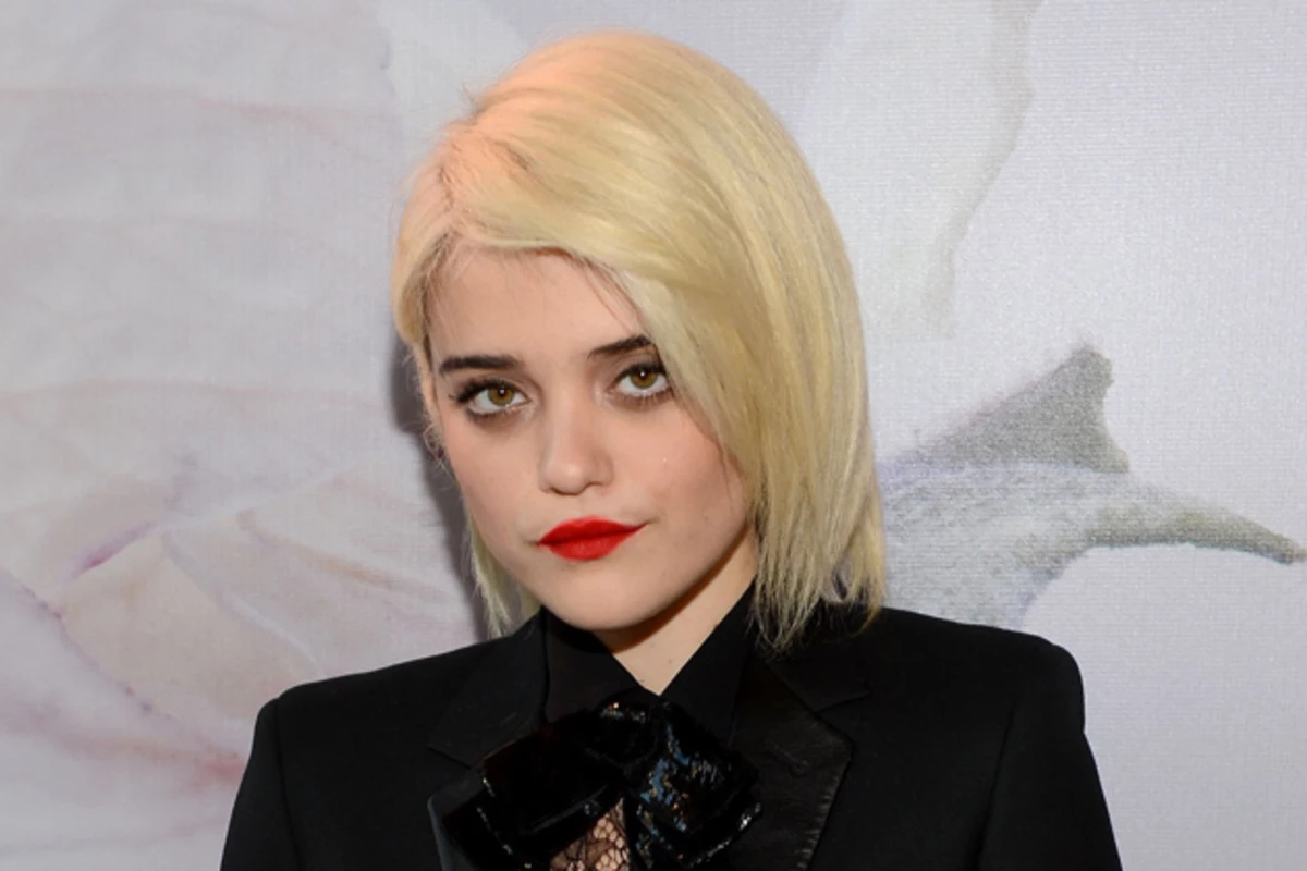 Sky Ferreira Goes Topless on Cover of 'Night Time, My Time' Album...
