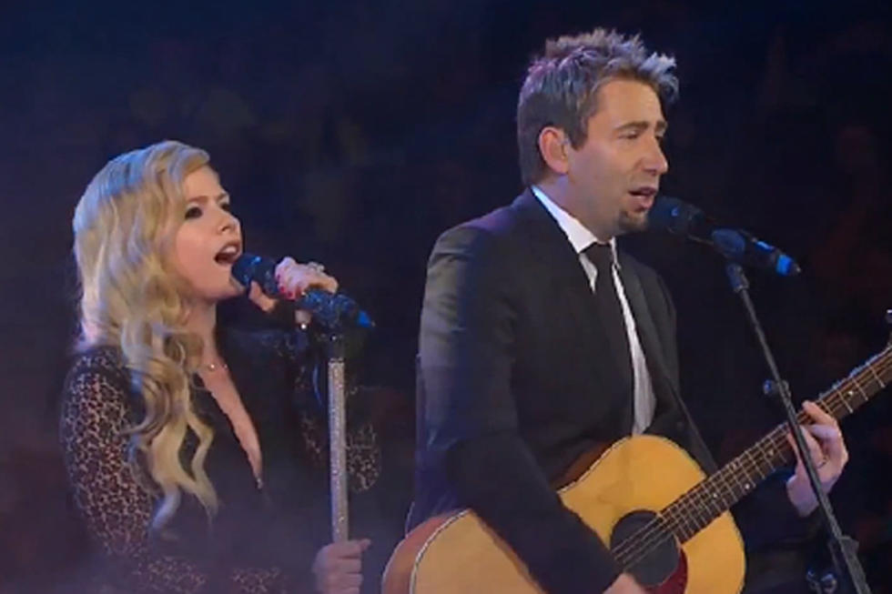 Avril Lavigne + Chad Kroeger Perform 'Let Go' at We Day 2013 [VIDEO]