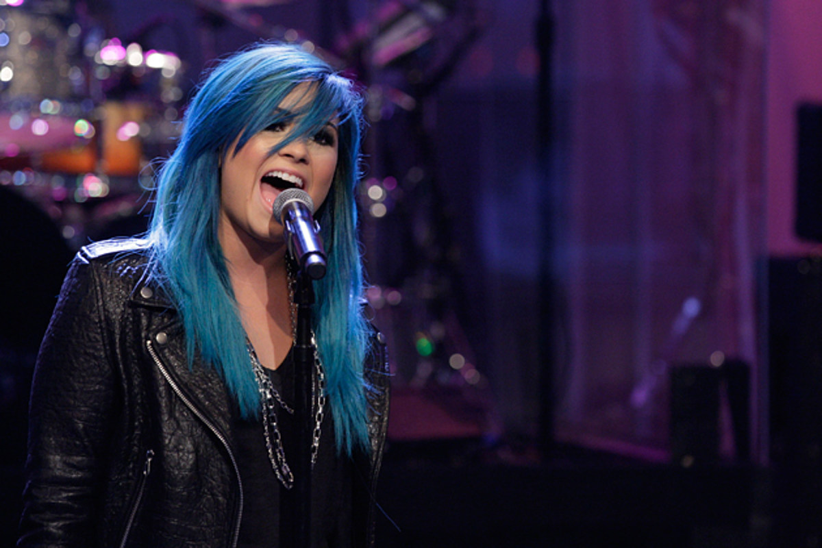 3. Demi Lovato's Blue Bob Haircut - wide 7