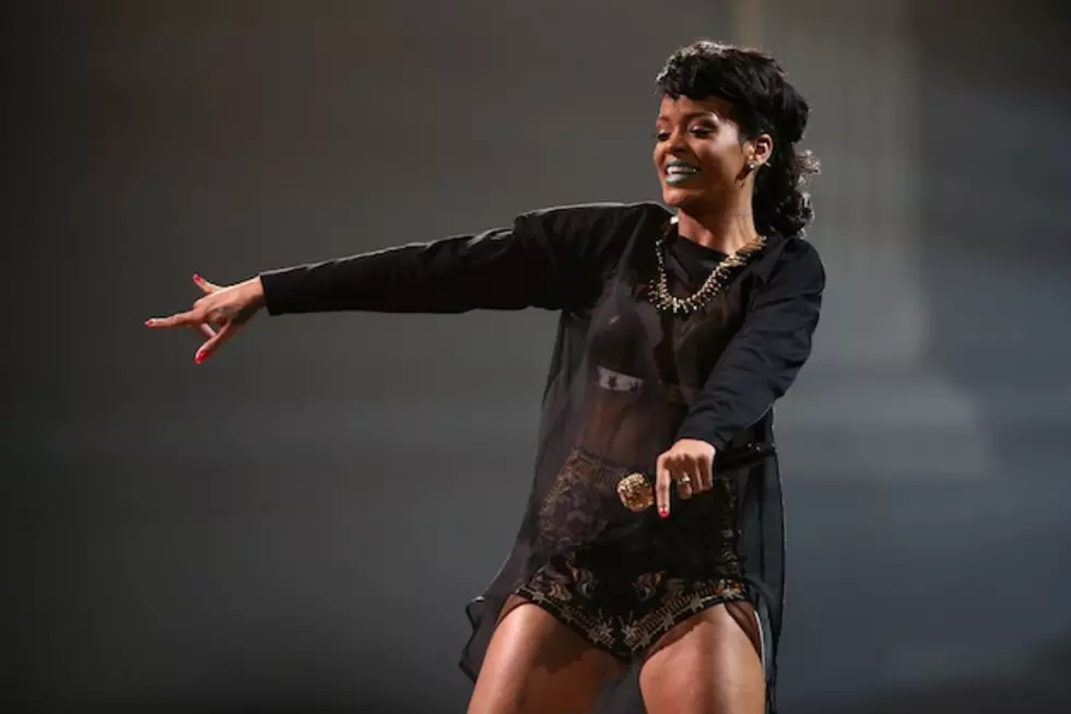 Rihanna to Receive AMA Icon Award at the 2013 American Music Awards