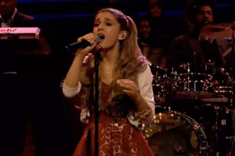 Ariana Grande Performs &#8216;Last Christmas&#8217; on &#8216;Late Night With Jimmy Fallon&#8217; [VIDEO]