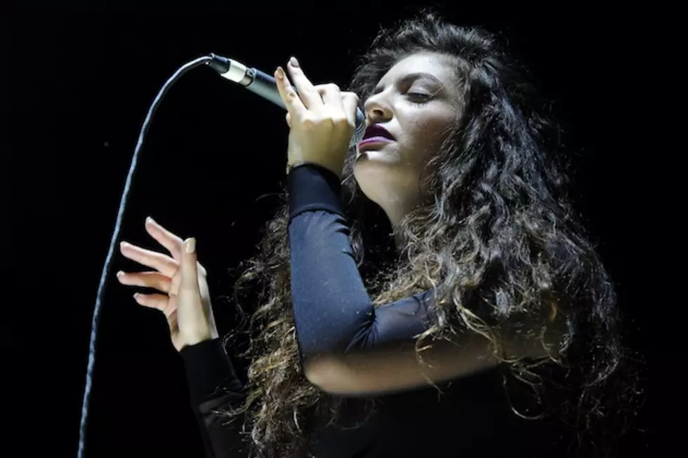 Lorde Thinks She Looks Like Gollum When She Performs