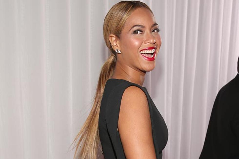Beyonce’s ‘Beyonce’ Lands at No. 1, Sets New Records in the Process