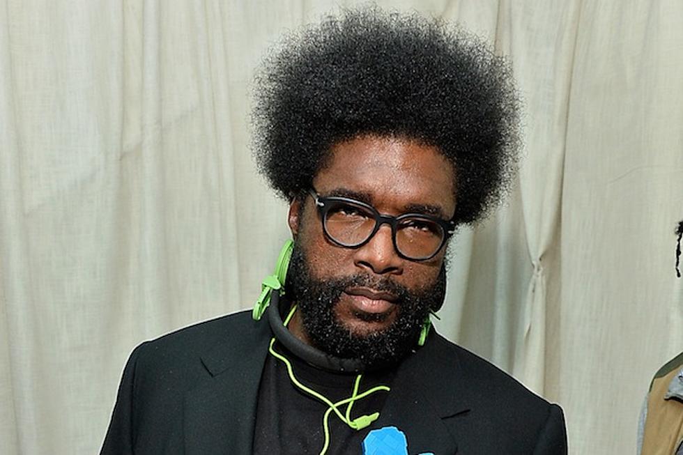 Questlove Displays His Grammys on the Toilet