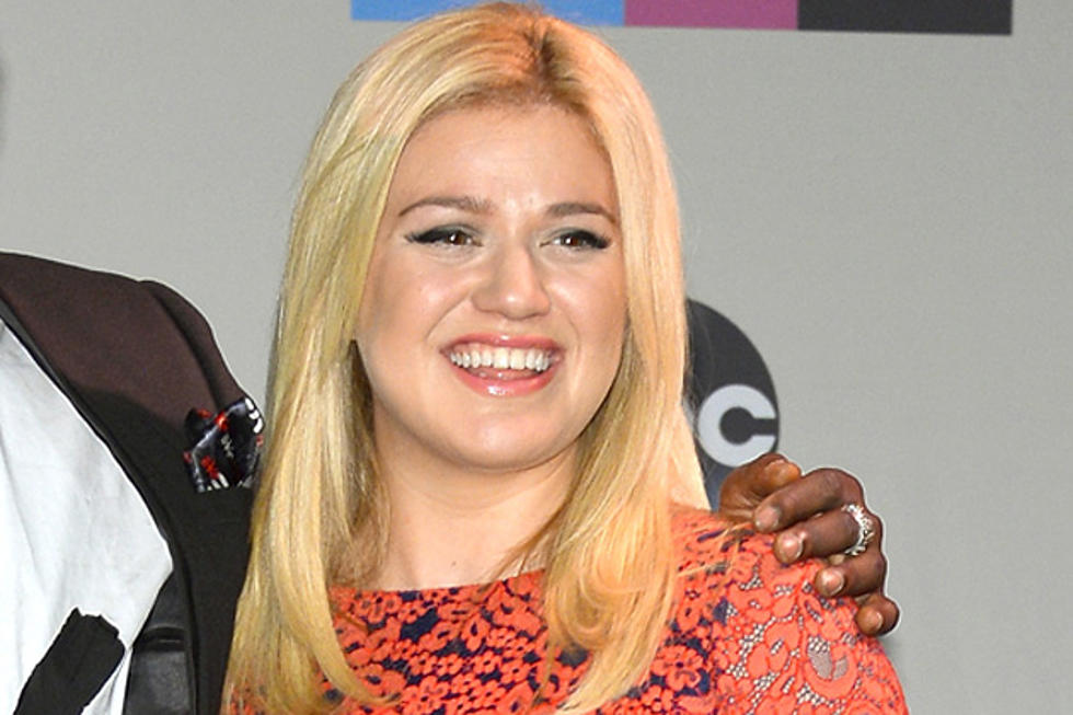 Kelly Clarkson Is Having a Girl!