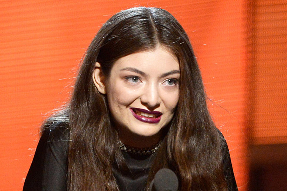 Lorde Wins &#8216;Song of the Year&#8217; at Grammys