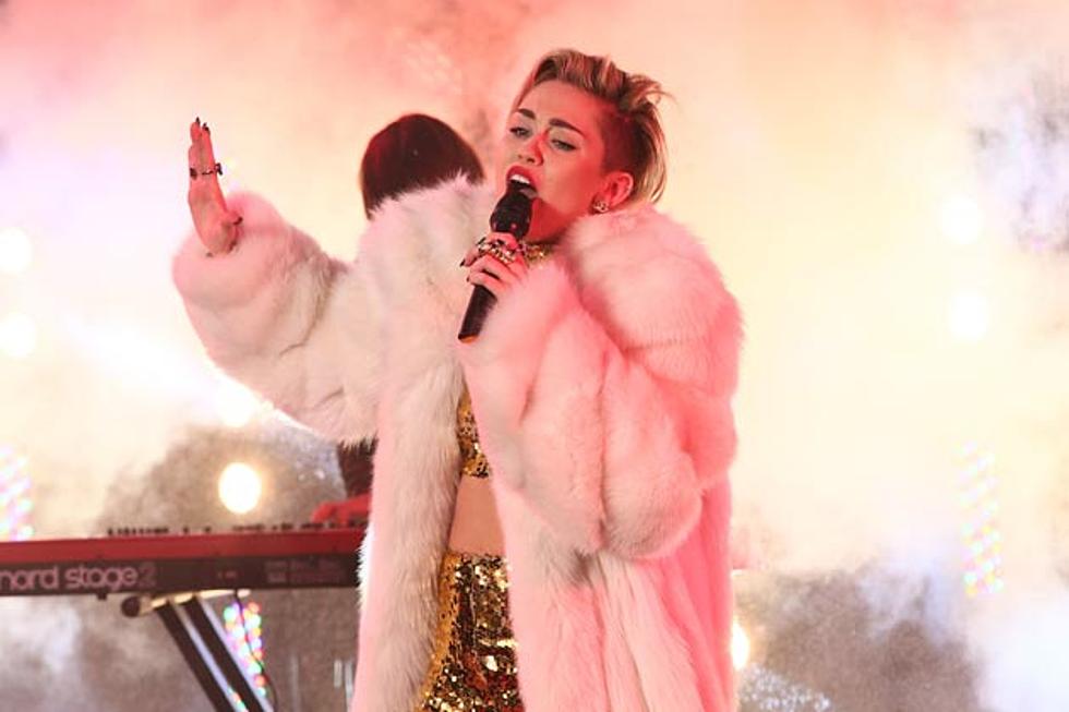 Miley Cyrus Set for &#8216;MTV Unplugged&#8217; on January 29 [PHOTO]