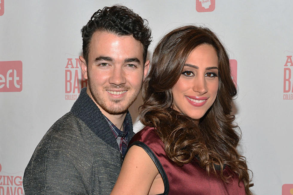 Kevin and Danielle Jonas Welcome a Baby Girl [PHOTO]