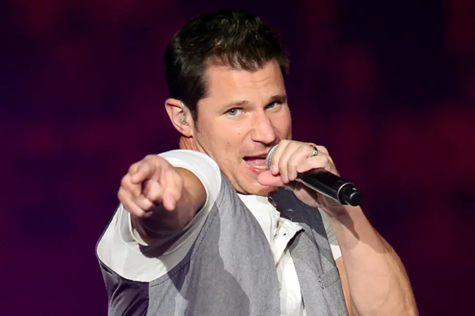 Nick Lachey Calls Out Worst ’90s Boy Band [Video]