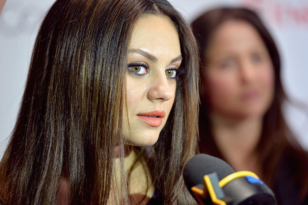 Mila Kunis Shows First Baby Bump After Pregnancy News [PHOTOS]