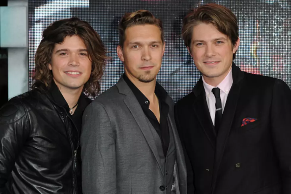 Watch Hanson Perform ‘MMMbop’ 20 Years Later