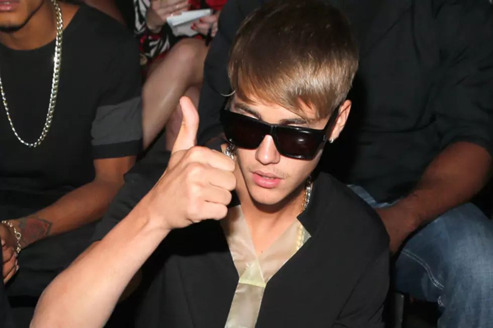 Justin Bieber Looks Dashing in a Blazer as He Boards a Yacht [PHOTOS]