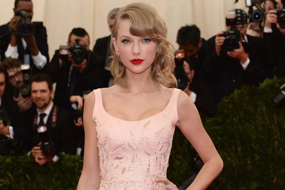 Taylor Swift Looks &#8216;Red&#8217; Chic in Sky-High Heels in NYC [PHOTOS]