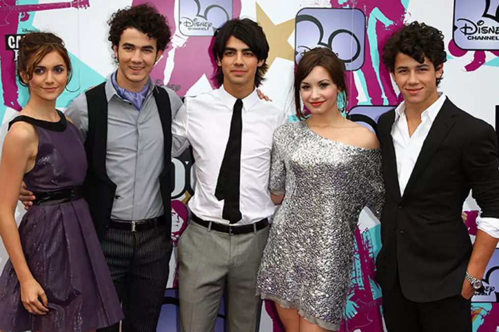 #6YearsOfCampRock: See the Best &#8216;Camp Rock&#8217; GIFs