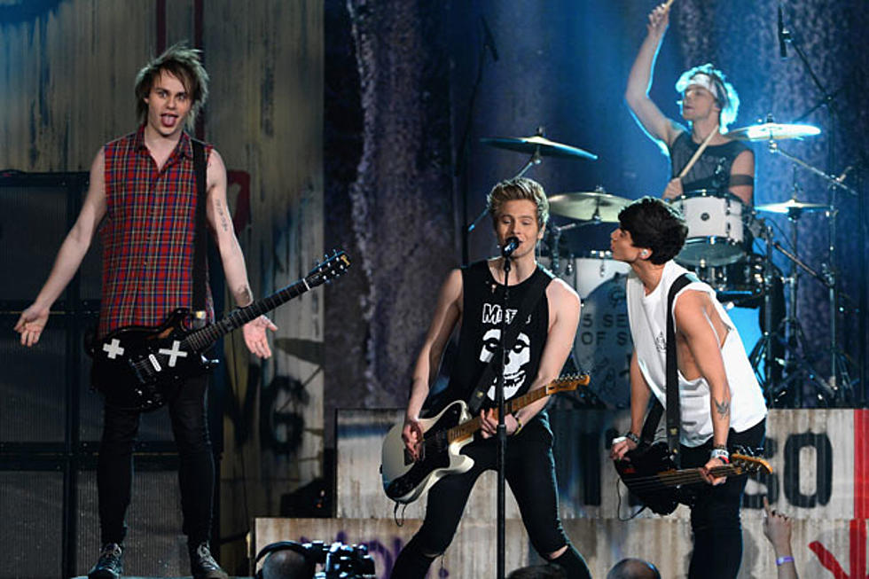 5 Seconds of Summer to Rock Out at 2014 MTV VMAs